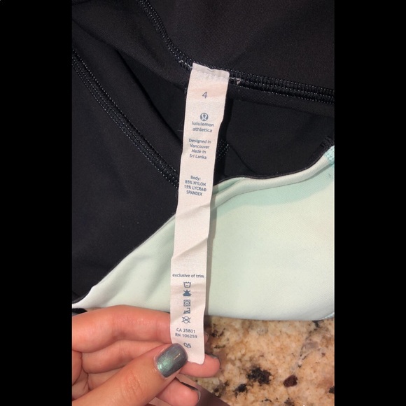 Lululemon shorts! - Picture 6 of 7